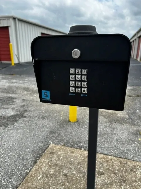 Lincoln Legacy Self Storage facility gate code access